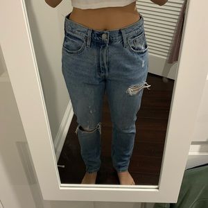 Women’s Levi’s Jeans Size 28